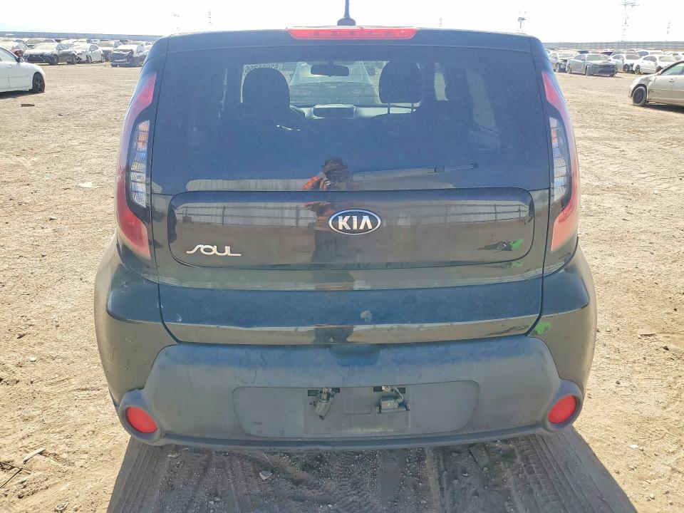 62985356 :رقم المزاد ، KNDJN2A2XF7168441 vin ، 2015 Kia Soul مزاد بيع