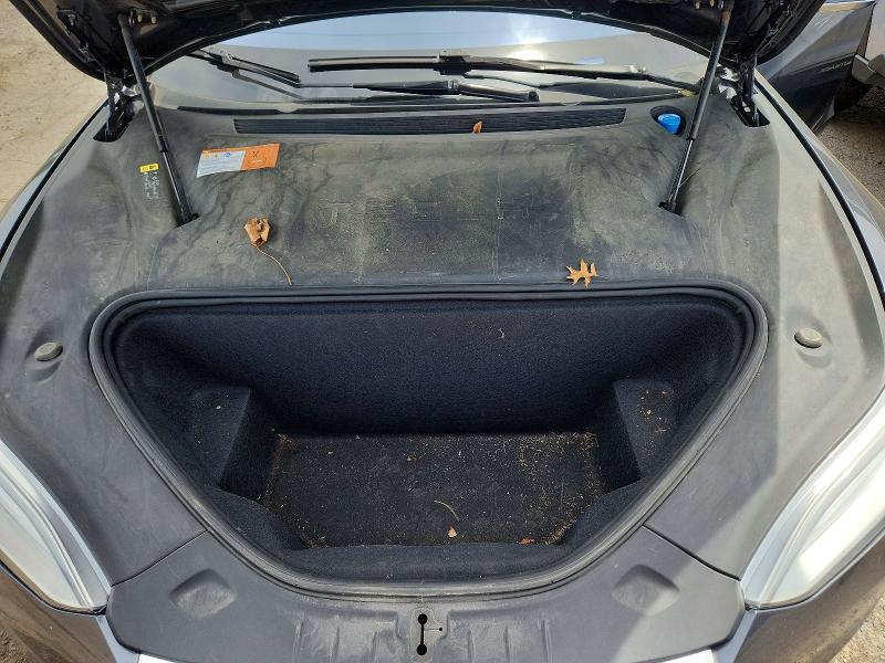 Продажа на аукционе авто 2018 Tesla Model S, vin: 5YJSA1E25JF272018, номер лота: 59189106