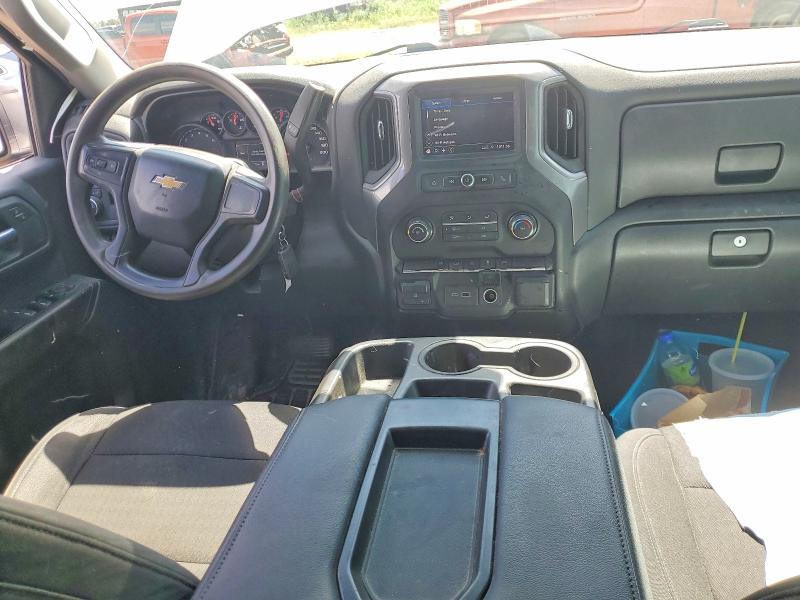62323576 :رقم المزاد ، 3GCPYAEK8MG358830 vin ، 2021 Chevrolet Silverado مزاد بيع