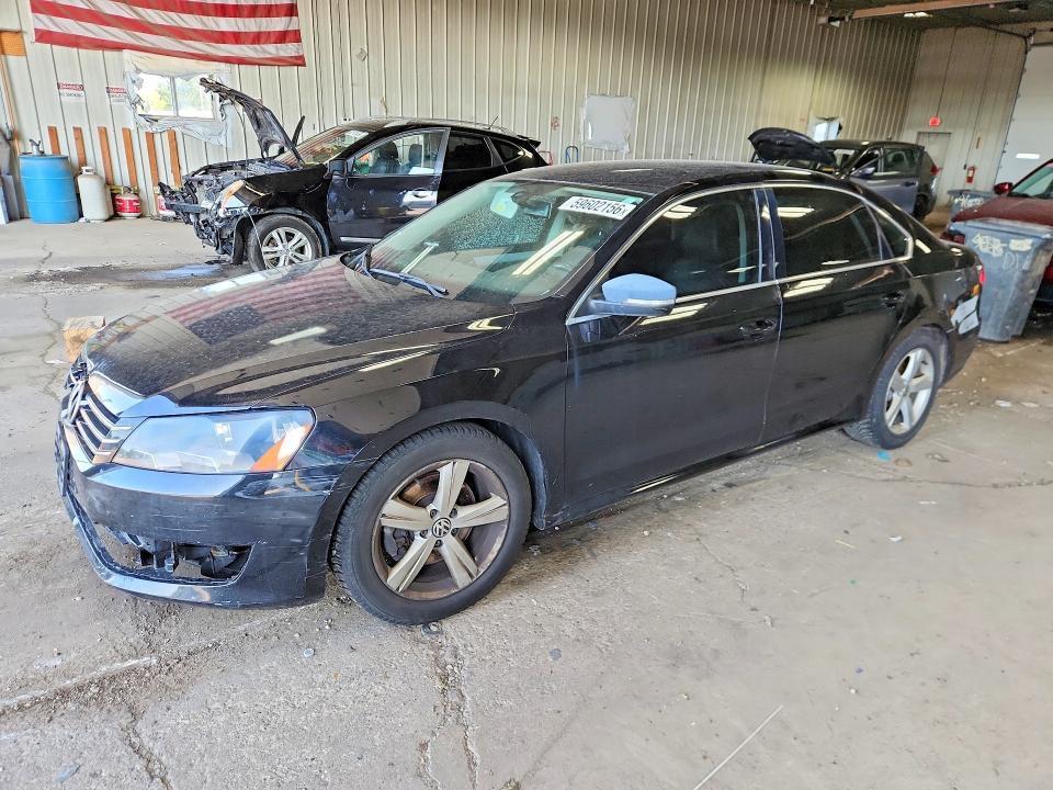 2012 Volkswagen Passat მანქანა იყიდება აუქციონზე, vin: 1VWBP7A37CC101252, აუქციონის ნომერი: 59602156