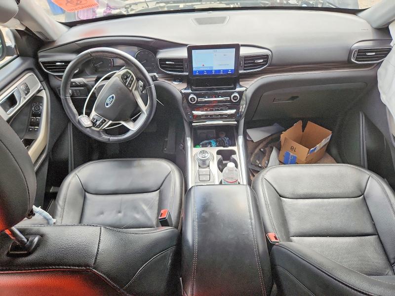 Продажа на аукционе авто 2022 Ford Explorer, vin: 1FMSK8FH3NGB01011, номер лота: 61838276