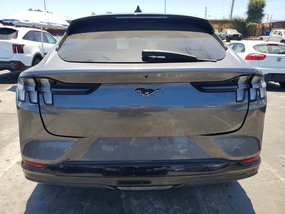 2021 Ford Mustang Mach-e მანქანა იყიდება აუქციონზე, vin: 3FMTK3SU4MMA03555, აუქციონის ნომერი: 61401176