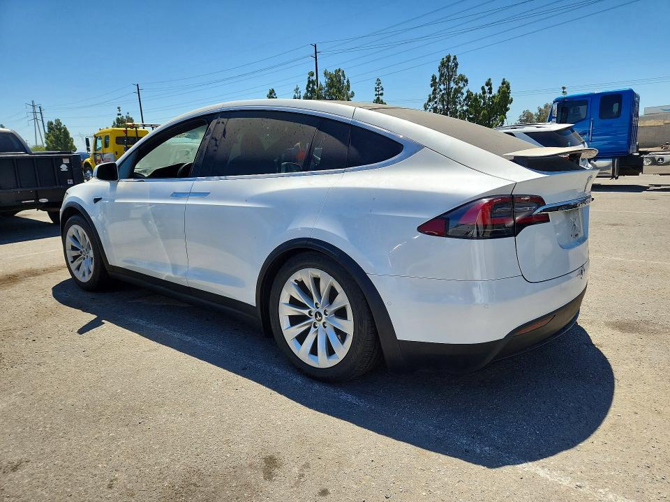 2020 Tesla Model X მანქანა იყიდება აუქციონზე, vin: 5YJXCDE24LF230945, აუქციონის ნომერი: 60853976