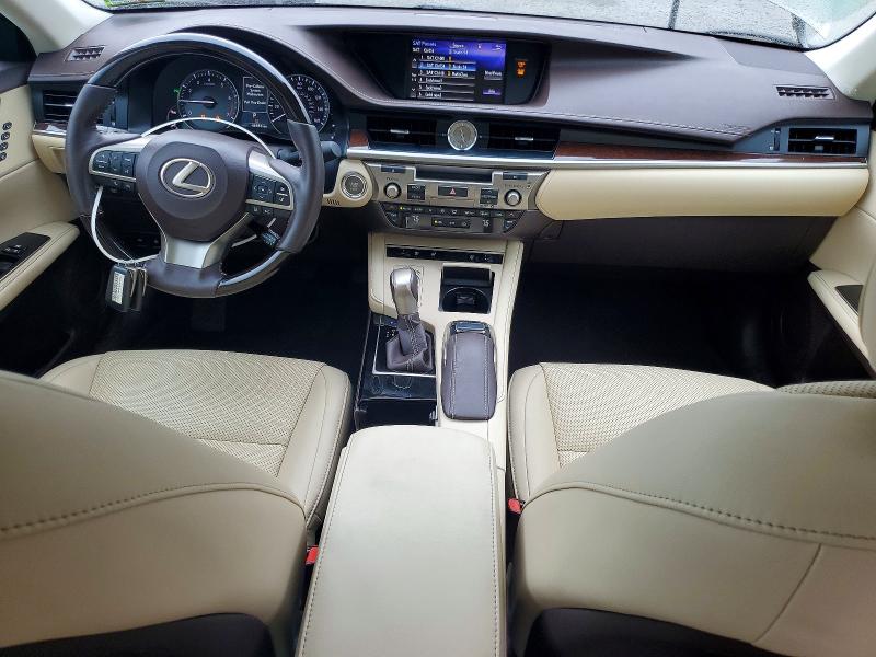 60361496 :رقم المزاد ، 58ABK1GG4JU082941 vin ، 2018 Lexus Es مزاد بيع