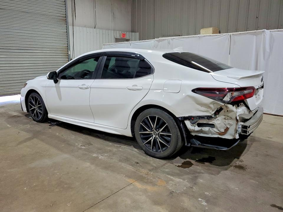 2022 Toyota Camry მანქანა იყიდება აუქციონზე, vin: 4T1G11BK2NU050720, აუქციონის ნომერი: 61530846