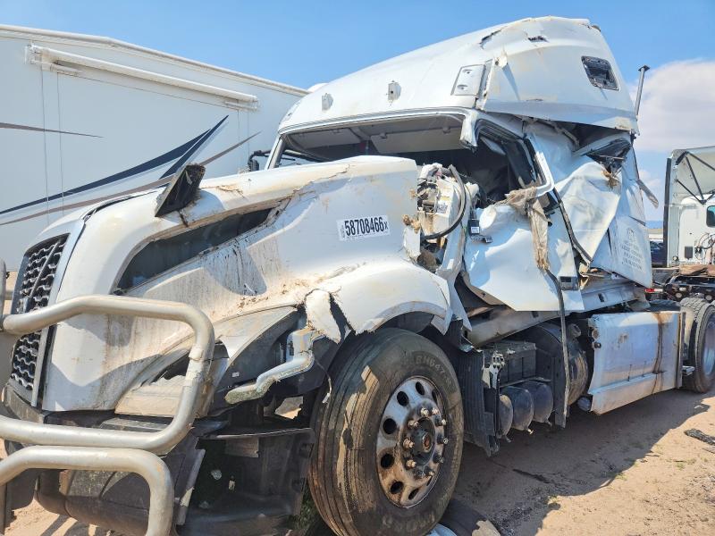 2020 Volvo Vn მანქანა იყიდება აუქციონზე, vin: 4V4NC9EH5LN229690, აუქციონის ნომერი: 58708466