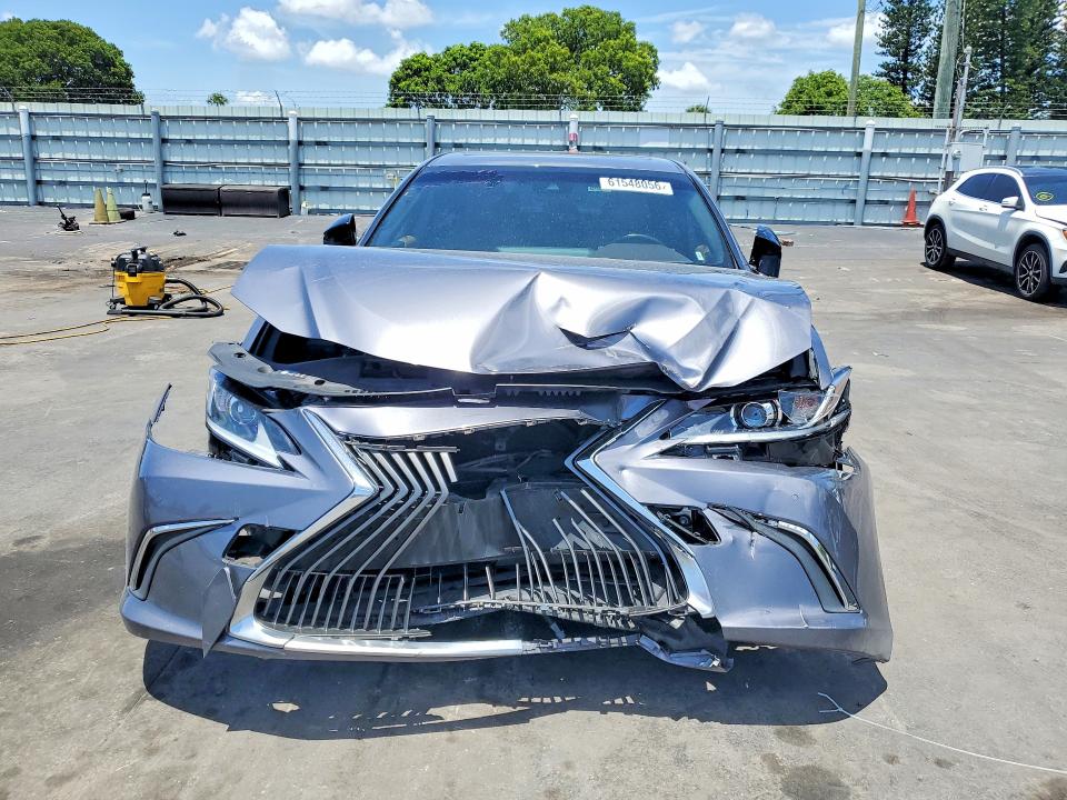 Aukcja sprzedaży 2019 Lexus Es, vin: JTHB21B16K2012125, numer aukcji: 61548056