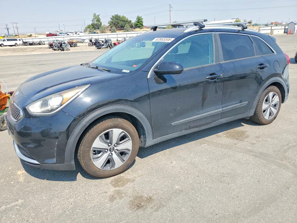 62865596 :رقم المزاد ، KNDCB3LCXH5048845 vin ، 2017 Kia Niro مزاد بيع