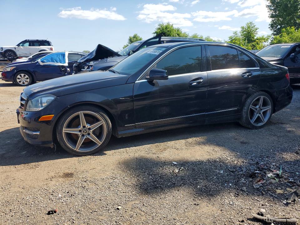 62495016 :رقم المزاد ، WDDGF8AB3EA967902 vin ، 2014 Mercedes-benz C مزاد بيع