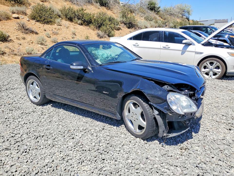 62495376 :رقم المزاد ، WDBKK49F21F169645 vin ، 2001 Mercedes-benz Slk مزاد بيع