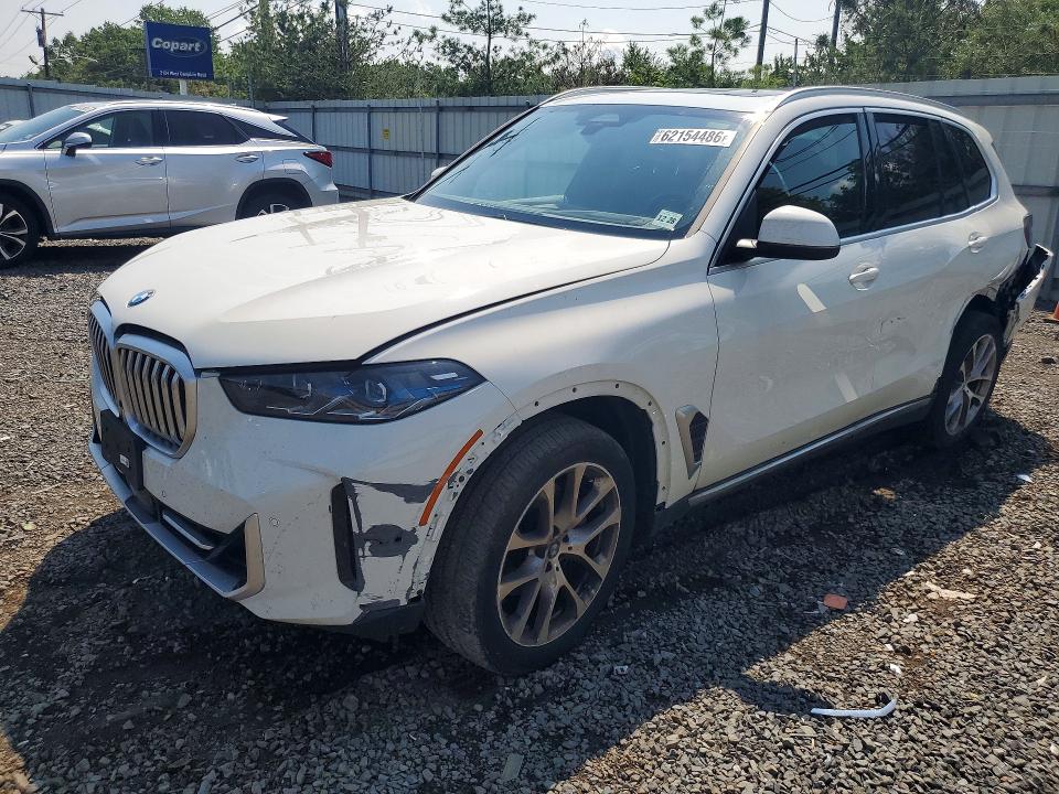 62154486 :رقم المزاد ، 5UX23EU02R9V02653 vin ، 2024 Bmw X5 مزاد بيع
