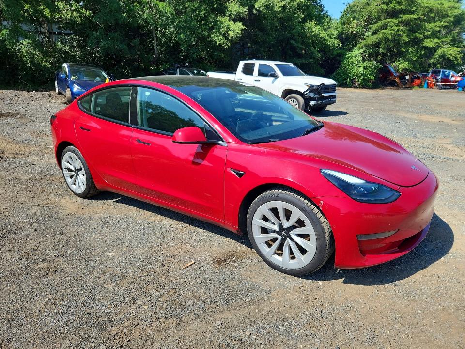 60953616 :رقم المزاد ، 5YJ3E1EA5NF187783 vin ، 2022 Tesla Model 3 مزاد بيع
