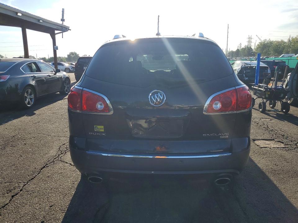 62985446 :رقم المزاد ، 5GAEV23788J128540 vin ، 2008 Buick Enclave مزاد بيع