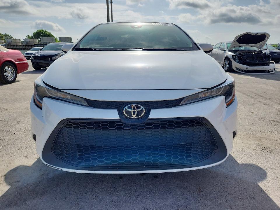 59699546 :رقم المزاد ، 5YFEPMAE7NP391342 vin ، 2022 Toyota Corolla مزاد بيع