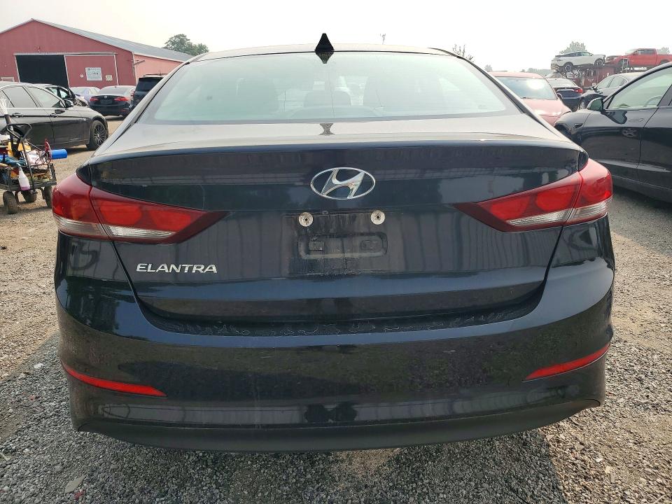 60022986 :رقم المزاد ، KMHD84LF0HU218103 vin ، 2017 Hyundai Elantra مزاد بيع
