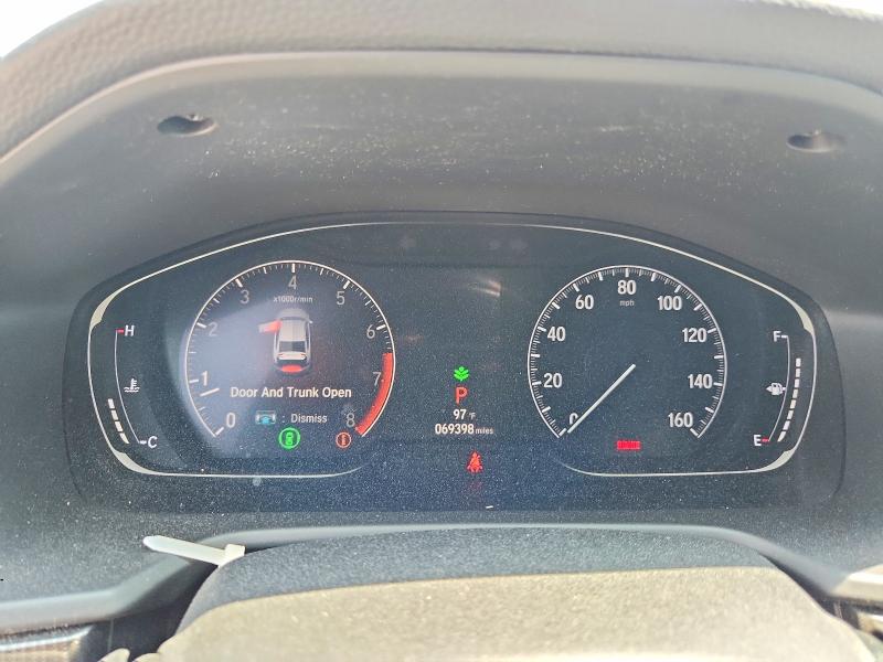 62746816 :رقم المزاد ، 1HGCV1F32JA093090 vin ، 2018 Honda Accord مزاد بيع