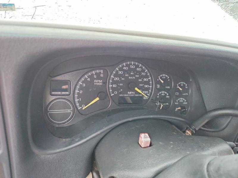 61696526 :رقم المزاد ، 3GNEC16T11G134072 vin ، 2001 Chevrolet Suburban مزاد بيع