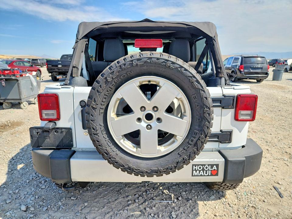 61045736 :رقم المزاد ، 1C4BJWEG2CL180910 vin ، 2012 Jeep Wrangler Unlimited مزاد بيع