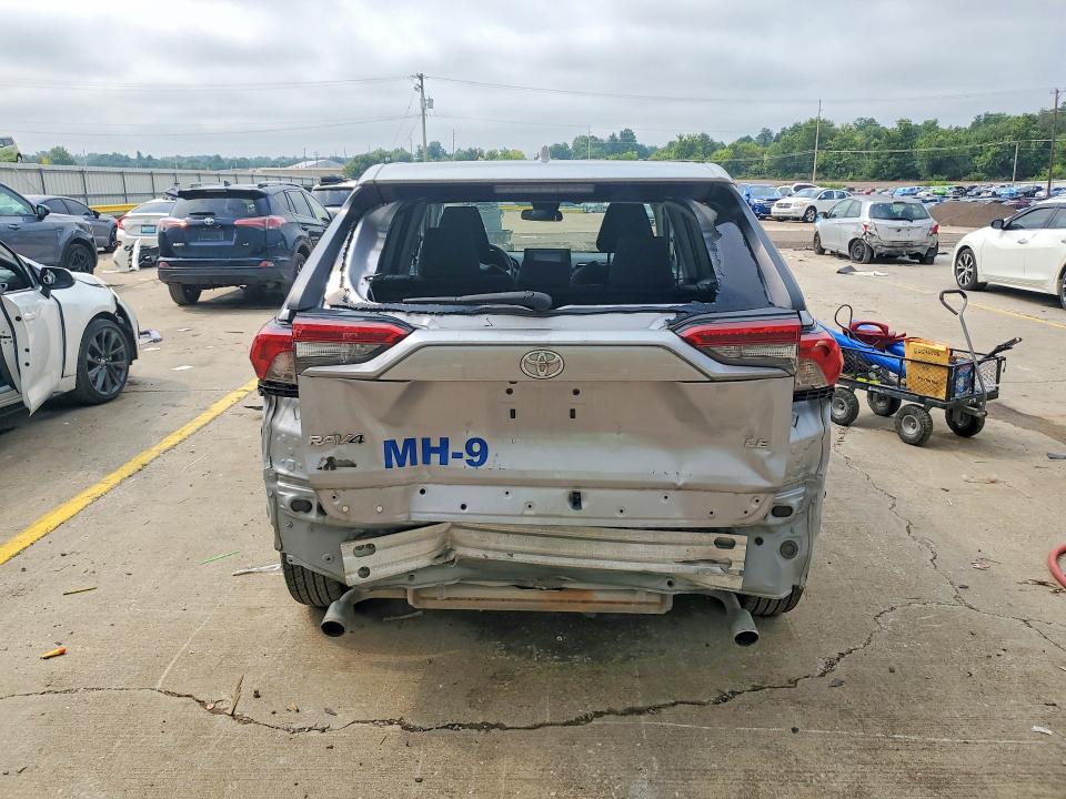 Продажа на аукционе авто 2022 Toyota Rav4, vin: 2T3H1RFV9NC193650, номер лота: 62122076