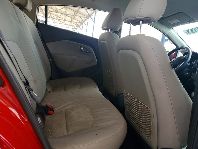 62310686 :رقم المزاد ، KNADM4A33F6464800 vin ، 2015 Kia Rio مزاد بيع