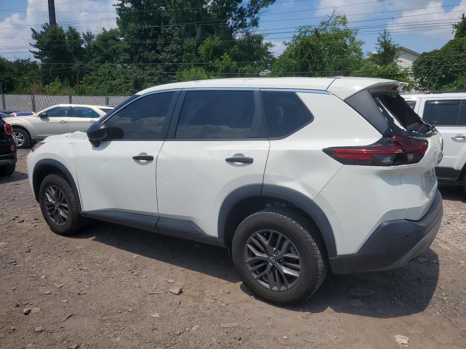 62086316 :رقم المزاد ، 5N1BT3AA1NC705688 vin ، 2022 Nissan Rogue مزاد بيع