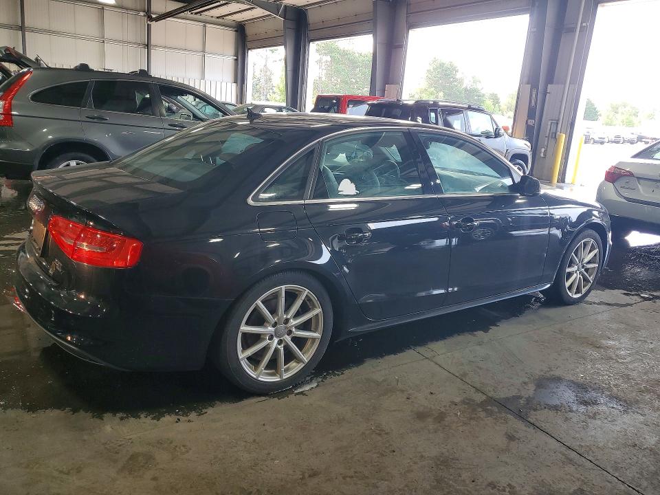 62870116 :رقم المزاد ، WAUFFAFL2EN031824 vin ، 2014 Audi A4 مزاد بيع