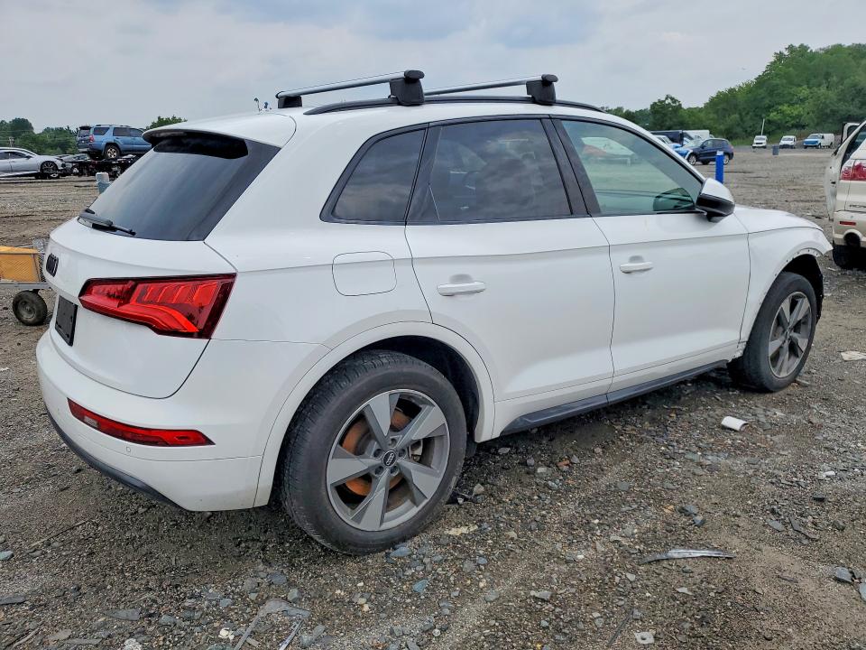 59944826 :رقم المزاد ، WA1ANAFY9L2101470 vin ، 2020 Audi Q5 مزاد بيع