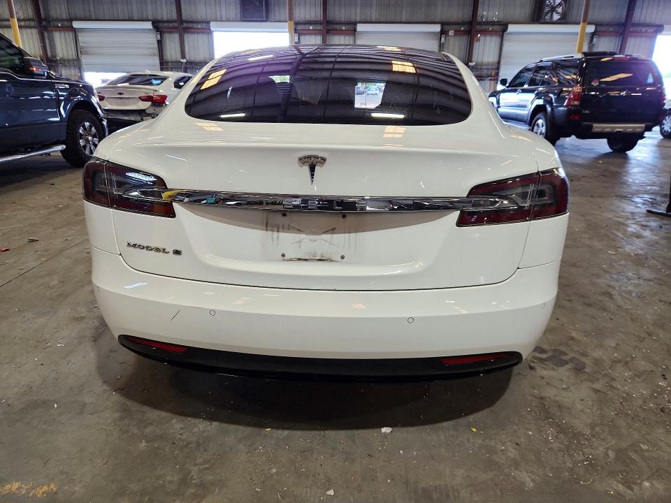 2016 Tesla Model S მანქანა იყიდება აუქციონზე, vin: 5YJSA1E15GF153191, აუქციონის ნომერი: 59224356