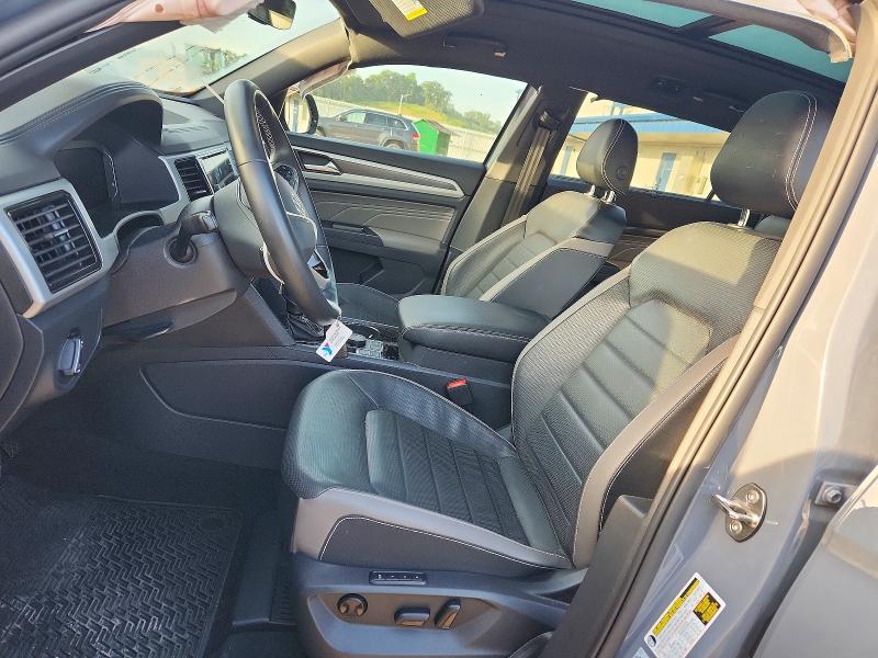 2021 Volkswagen Atlas Cross Sport მანქანა იყიდება აუქციონზე, vin: 1V2TE2CA1MC203304, აუქციონის ნომერი: 61097036