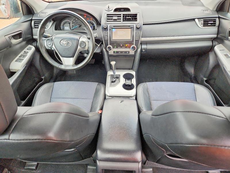61629836 :رقم المزاد ، 4T1BF1FK5CU620857 vin ، 2012 Toyota Camry مزاد بيع