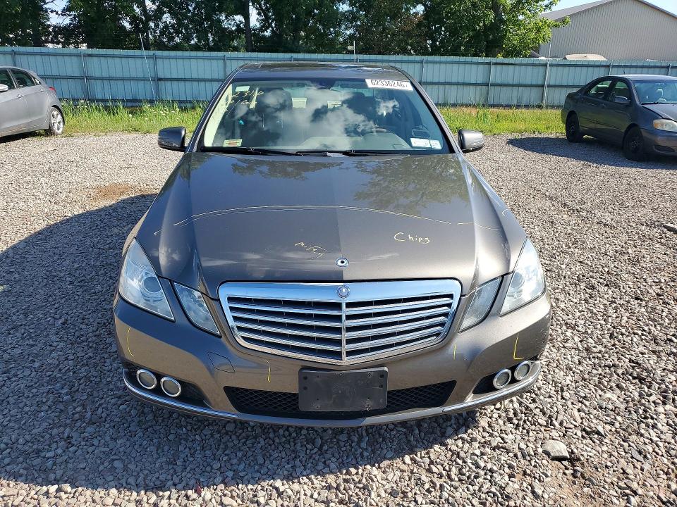 62336246 :رقم المزاد ، WDDHF8HB6BA351682 vin ، 2011 Mercedes-benz E مزاد بيع