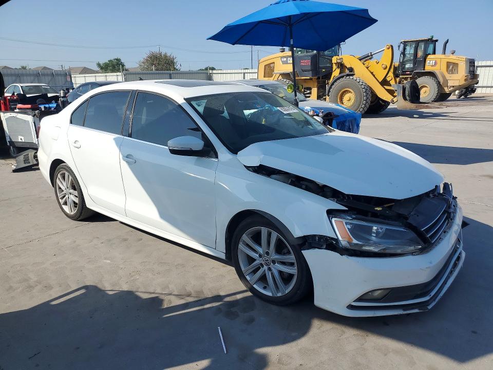 Продажа на аукционе авто 2015 Volkswagen Jetta, vin: 3VWLA7AJ1FM412828, номер лота: 63037816