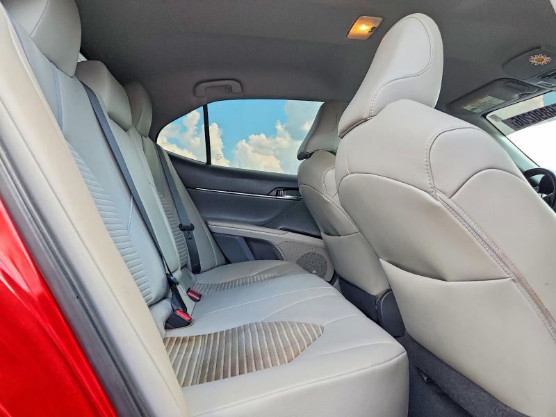 Продаж на аукціоні авто 2019 Toyota Camry, vin: 4T1B11HK8KU210080, номер лоту: 59890206