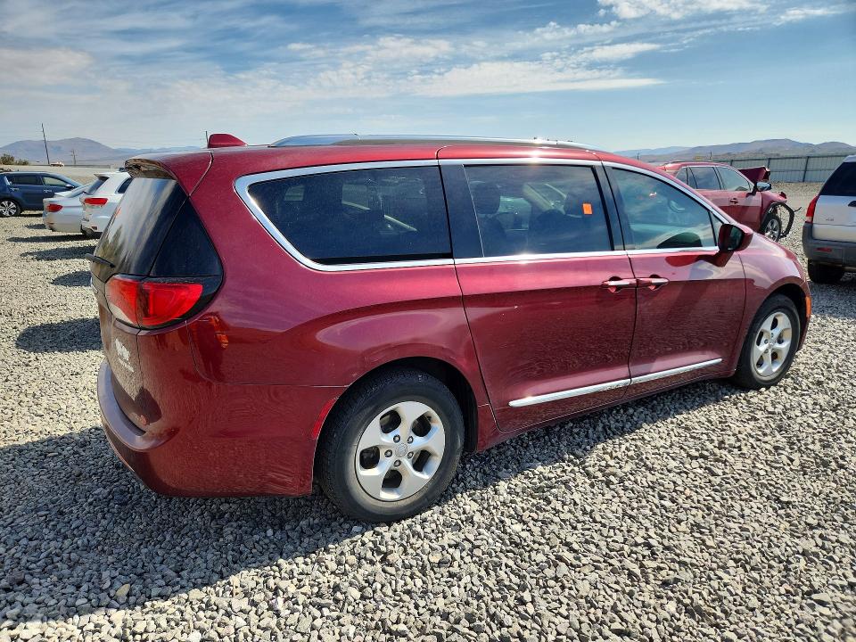 Продаж на аукціоні авто 2017 Chrysler Pacifica, vin: 2C4RC1EG4HR643981, номер лоту: 61579926