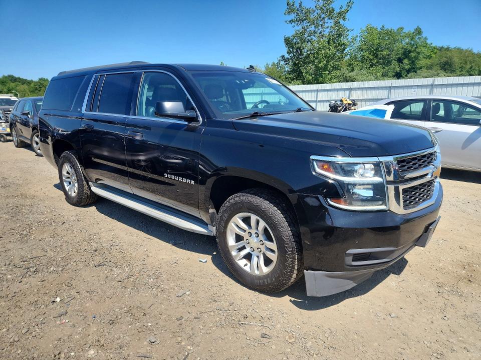 62917976 :رقم المزاد ، 1GNSKJKC7FR118624 vin ، 2015 Chevrolet Suburban مزاد بيع