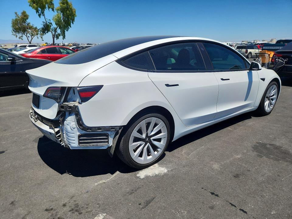 Продажа на аукционе авто 2023 Tesla Model 3, vin: 5YJ3E1EA3PF430347, номер лота: 61321996