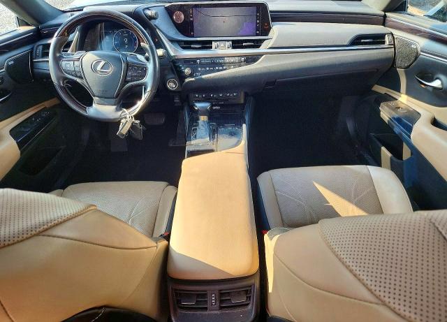2020 Lexus Es მანქანა იყიდება აუქციონზე, vin: 58AEZ1B13LU065613, აუქციონის ნომერი: 61771436