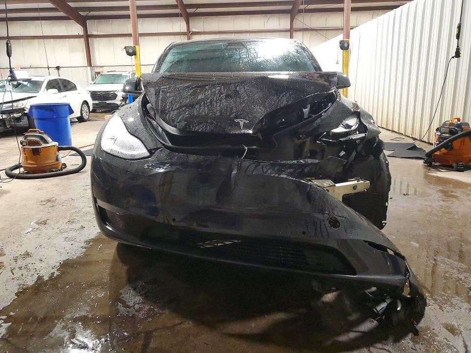 Продажа на аукционе авто 2021 Tesla Model Y, vin: 5YJYGDEE6MF080101, номер лота: 61850346
