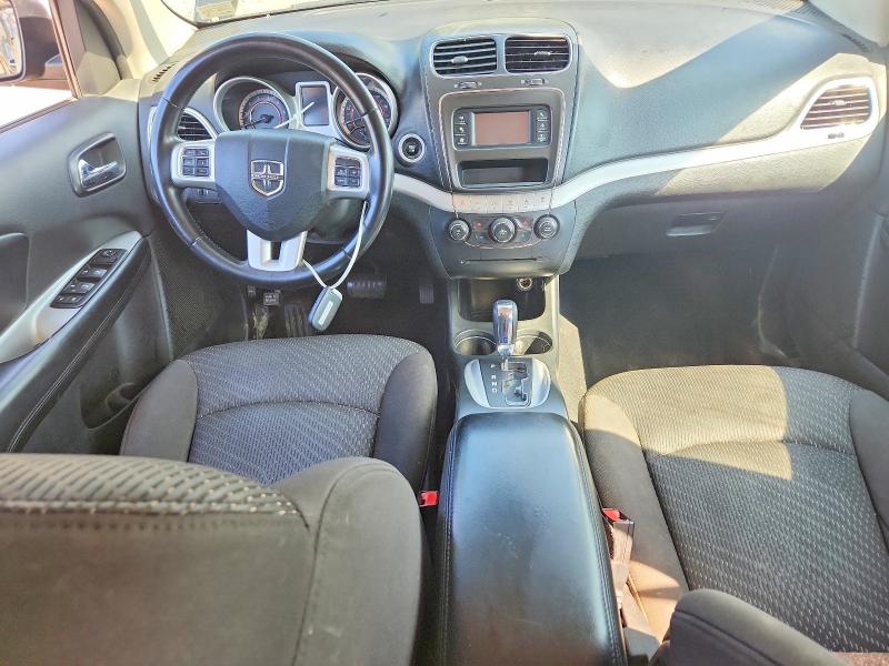60318666 :رقم المزاد ، 3C4PDDAG2FT652698 vin ، 2015 Dodge Journey مزاد بيع