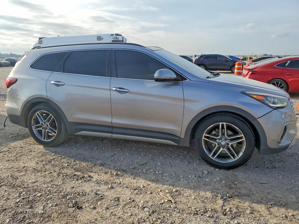 Продаж на аукціоні авто 2017 Hyundai Santa Fe, vin: KM8SR4HF3HU181092, номер лоту: 61881776