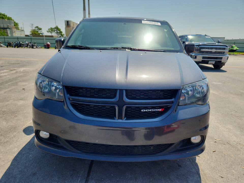 62266326 :رقم المزاد ، 2C4RDGEG8HR740679 vin ، 2017 Dodge Grand Caravan مزاد بيع