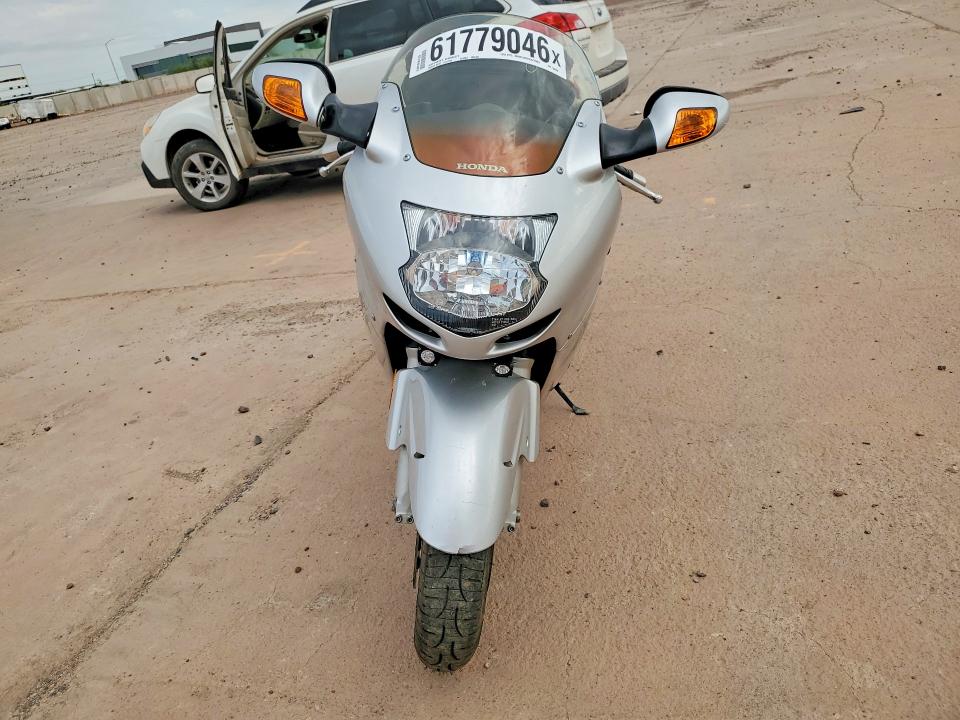 Продажа на аукционе авто 2002 Honda Cbr1100, vin: JH2SC35172M500209, номер лота: 61779046