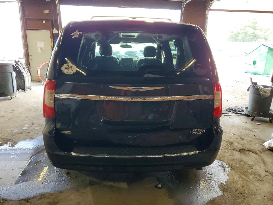 2014 Chrysler Town & Country მანქანა იყიდება აუქციონზე, vin: 2C4RC1BG2ER269063, აუქციონის ნომერი: 61336076