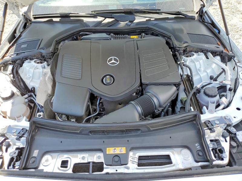 58151326 :رقم المزاد ، W1KAF4HB4NR018493 vin ، 2022 Mercedes-benz C مزاد بيع