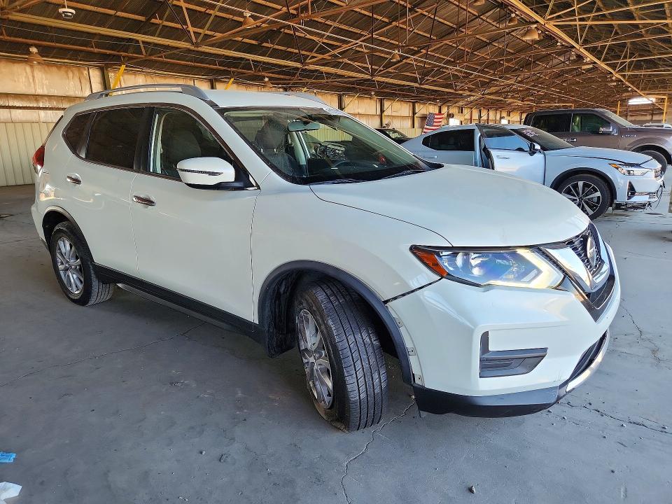 61728186 :رقم المزاد ، JN8AT2MV2JW354912 vin ، 2018 Nissan Rogue مزاد بيع