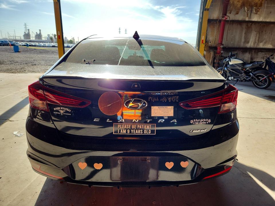 Продажа на аукционе авто 2020 Hyundai Elantra, vin: 5NPD84LF4LH575307, номер лота: 63047596