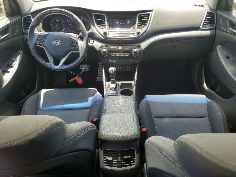 62049996 :رقم المزاد ، KM8J33A2XHU553509 vin ، 2017 Hyundai Tucson مزاد بيع