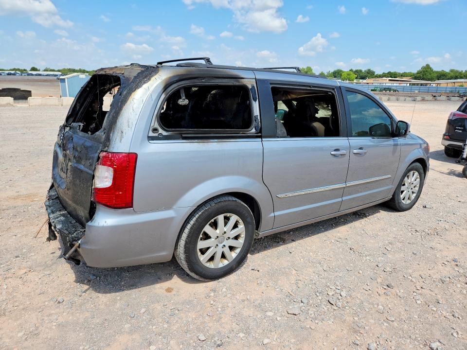 60305206 :رقم المزاد ، 2C4RC1BG7FR751531 vin ، 2015 Chrysler Town & Country مزاد بيع