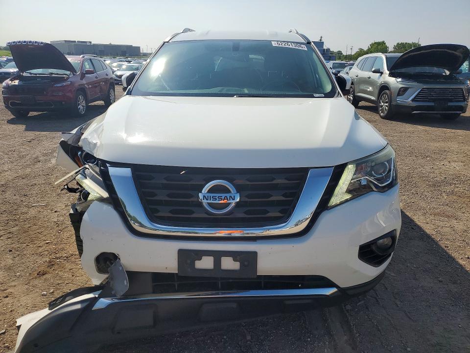 Продажа на аукционе авто 2018 Nissan Pathfinder, vin: 5N1DR2MM0JC611920, номер лота: 62261306