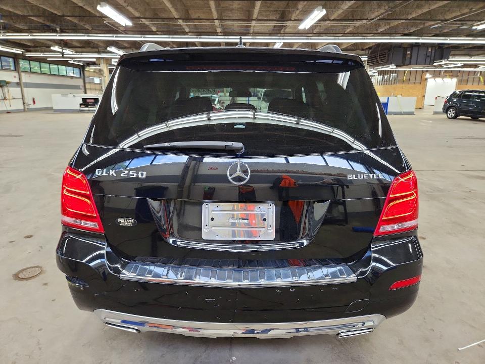 Продажа на аукционе авто 2015 Mercedes-benz Glk, vin: WDCGG0EB3FG374486, номер лота: 60989396